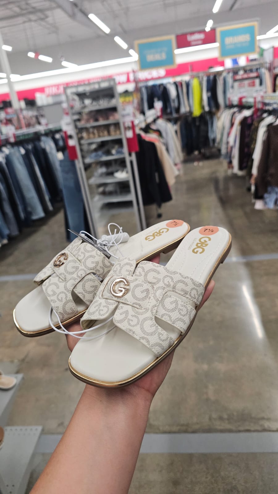 Sandalias Guess