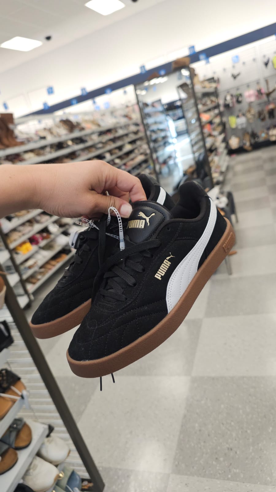 Tenis puma talla 26
